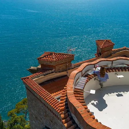 Castello Sem Benelli - Residenza Esclusiva